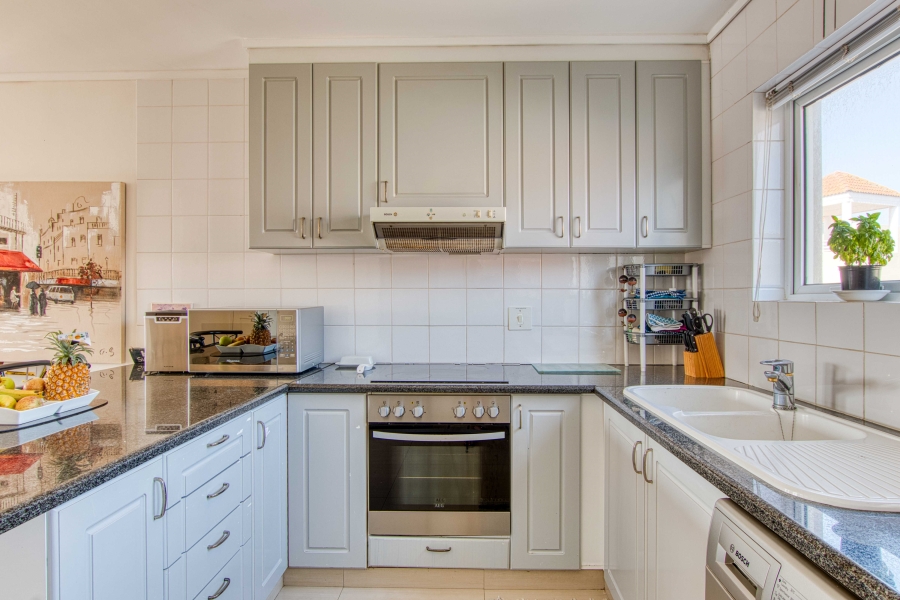 3 Bedroom Property for Sale in Harbour Island Western Cape